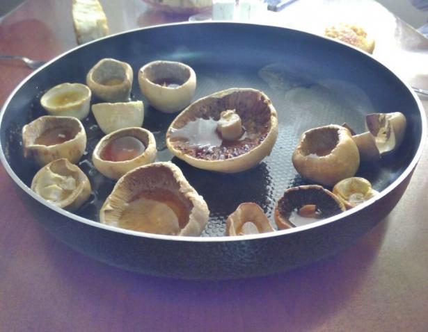 “Fakirin Eti” mantarlar hem tuzlaması, hem kavurması, hem de turşusu