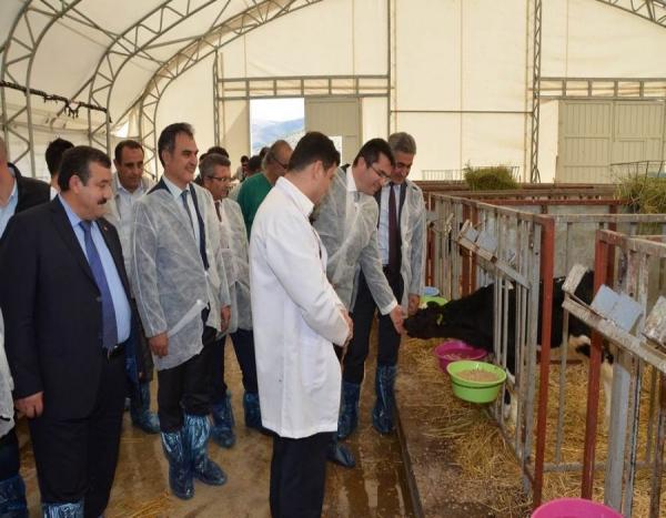 Gümüşhane Valisi Okay Memiş; 20 Eylül 2016 Çarşamba günü, beraberindeki