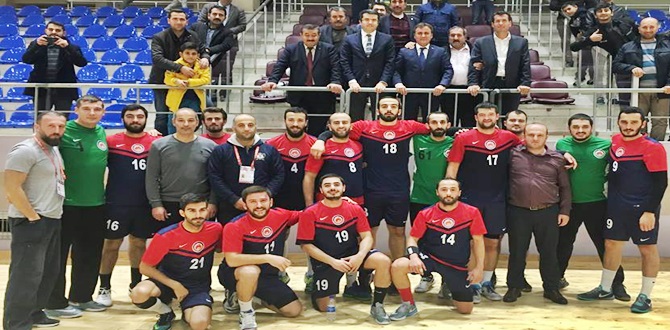 Türkiye Erkekler Hentbol 1. Liginde mücadele eden temsilcimiz Gümüşhane Belediyesi,