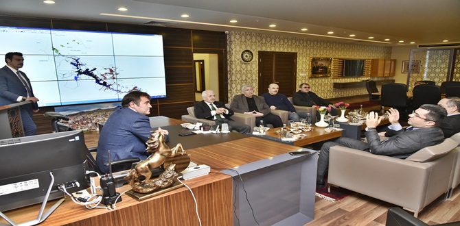 Gümüşhane’de 3 köyün kent merkezine bağlanmasına yönelik çalışmalar devam ediyor.