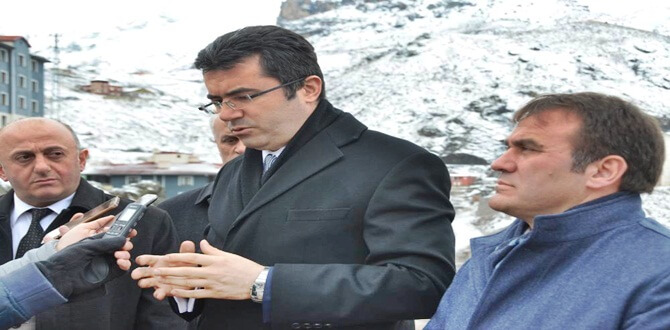 Gümüşhane Valisi Okay Memiş, 01.12.2016 Perşembe günü beraberinde Belediye Başkanı