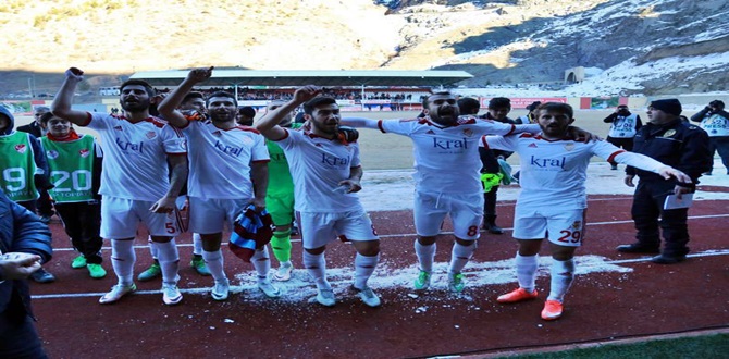 Spor Toto 2. Lig Kırmızı Grupta yer alan temsilcimiz lider