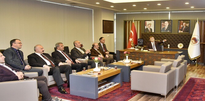 Doğu Karadeniz Belediyeler Birliği (DKBB) Encümen Toplantısı Gümüşhane’de gerçekleştirildi. 28