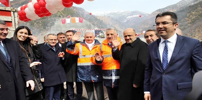 * Tünelin bitim tarihi bir buçuk yıl öne alındı. Tünel