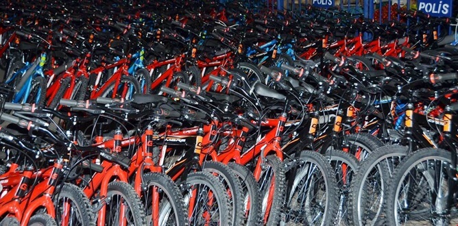 Gümüşhane Belediyesi, 31 Mayıs 2017 Çarşamga günü düzenlediği 3. Bisiklet