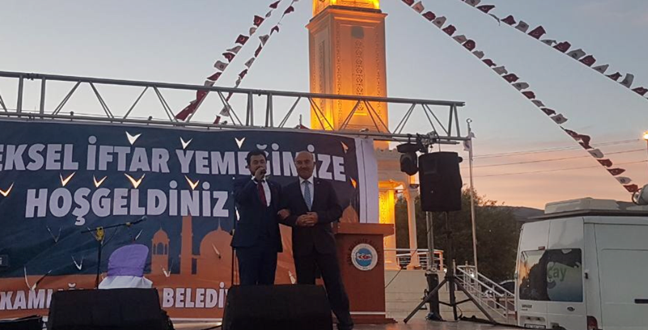 Köse Belediye Başkanlığı tarafından Köse 15 Temmuz Demokrasi Meydanında yaklaşık