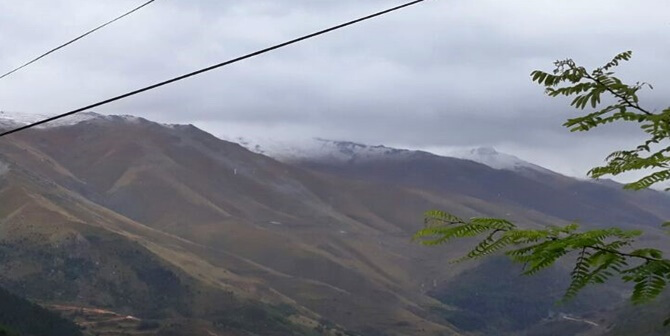 Gümüşhane’ye mevsimin ilk karı yağdı. Gümüşhane’nin en yüksek tepesi olan