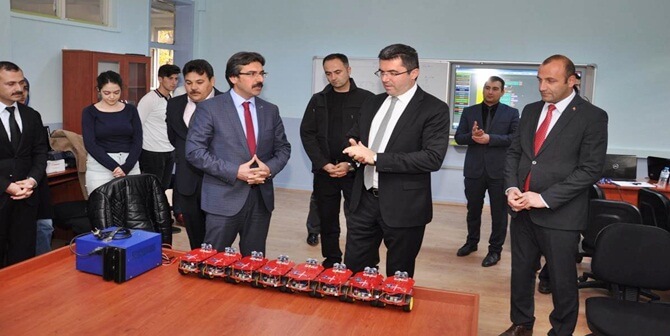 Gümüşhane Valisi Okay Memiş, kodlamanın; geleceğin alfabesi olduğunu belirterek, sadece