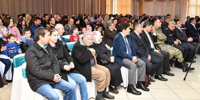 Dünya Engelliler Günü nedeniyle Gümüşhane Halk Eğitim Salonu’nda 4 Aralık