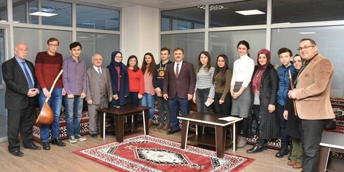 * Gümüşhane Belediyesi Türk Halk Müziği Korosu Eğitimlerini Kültür Bakanlığı