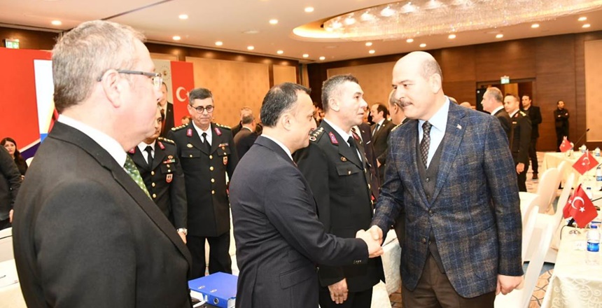 Gümüşhane Valisi Kamuran Taşbilek, İçişleri Bakanı Süleyman Soylu’nun başkanlığında 20