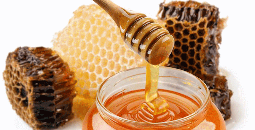 Mustafa Akdemir’in köşe yazısı Tuttuğu bal kendi balıysa yalar ama