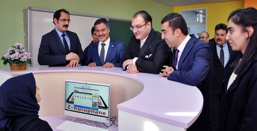 Gümüşhane Merkez ilçede yer alan Türk Telekom Fen Lisesi ve