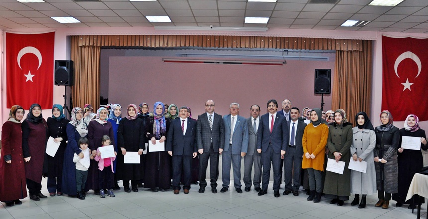 Gümüşhane Müftülüğü ve Gümüşhane Halk Eğitim Merkezi Müdürlüğünün organizasyonu ile