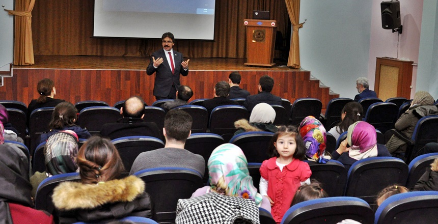Gümüşhane Milli Eğitim Müdürlüğü ve Gümüşhane Üniversitesi işbirliği ile “Öğretmenlik