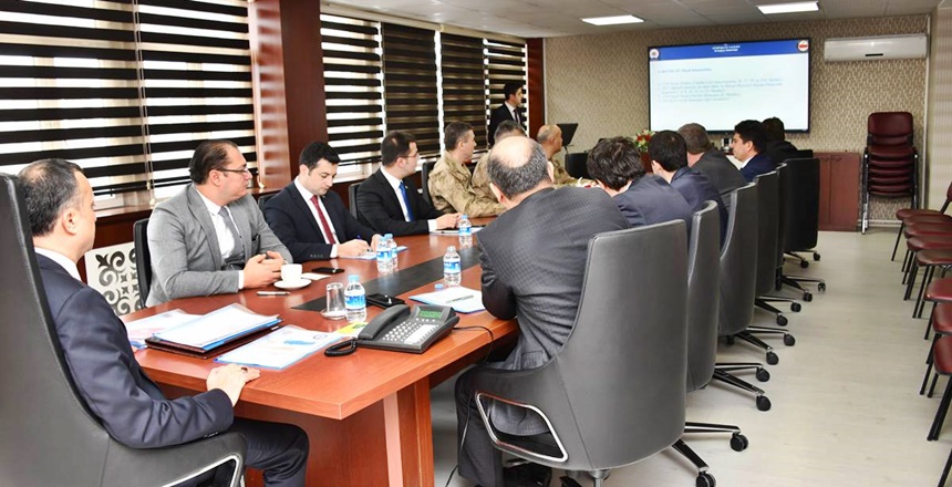 Gümüşhane Valiliği’nde Vali Kamuran Taşbilek başkanlığında seçim güvenliği toplantısı yapıldı.