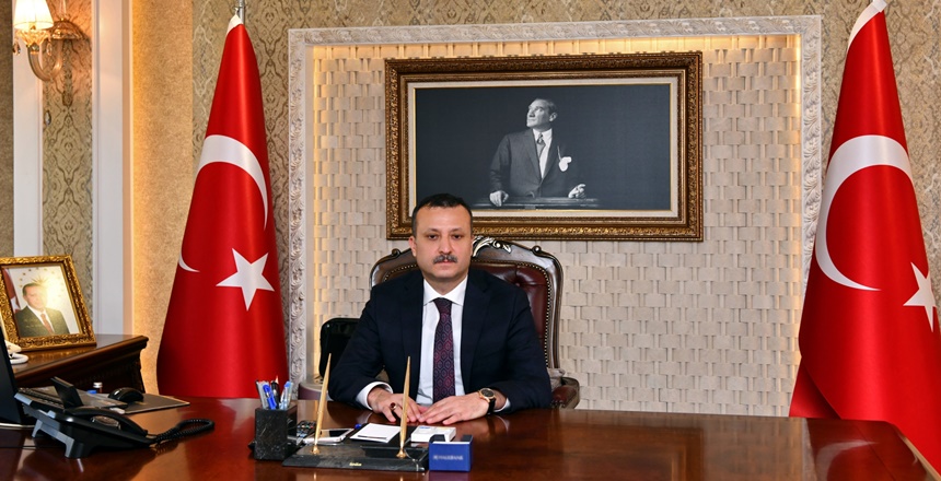 Gümüşhane Valisi Kamuran Taşbilek’in Ramazan Bayramı nedeniyle yayımladığı mesaj şöyledir: