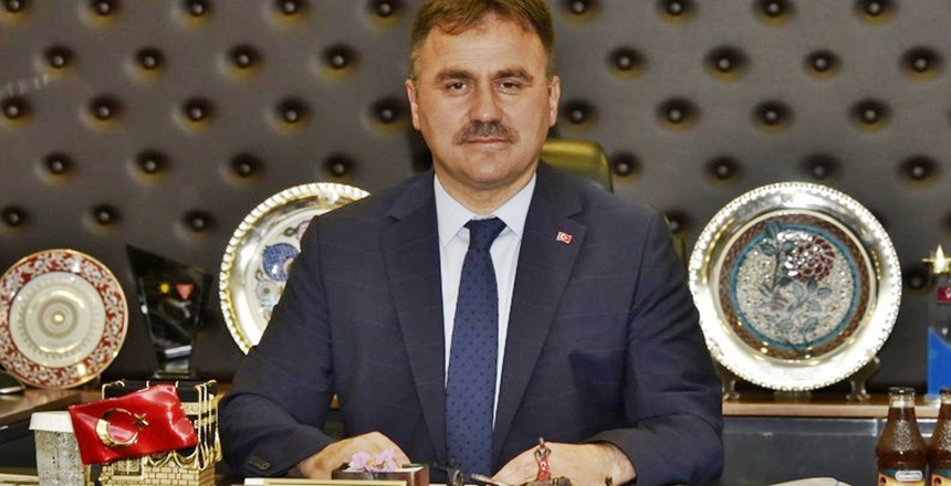 Belediye Başkanı Ercan Çimen’in 15 Şubat Kurtluş Bayramı mesajı şöyledir: