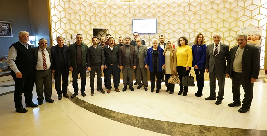 Belediye ve İl Genel Meclis Üyelerinin açıklanıp resmi başvuruların tamamlanmasının