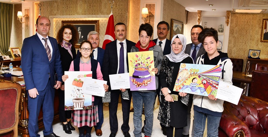 Gümüşhane Valisi Kamuran Taşbilek; Ticaret Bakanlığı’nca 2018-2019 Eğitim Öğretim yılında