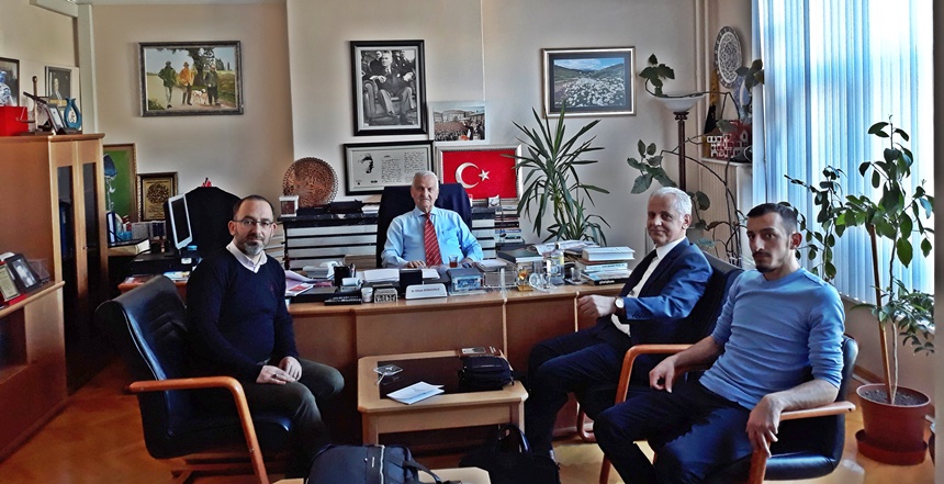 Gümüşhane’nin duayen siyasetçilerinden eski Adalet ve Milli Savunma Bakanı Mahmut