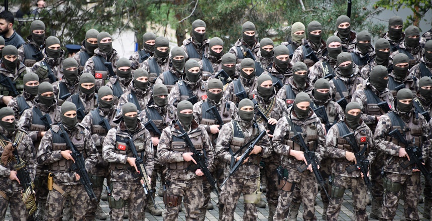 Türk Polis Teşkilatı’nın 174. kuruluş yıldönümü Gümüşhane’de çeşitli etkinliklerle kutlandı.