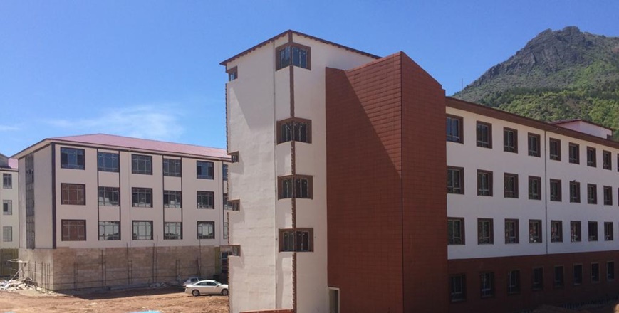 Dönemin Başbakan Yardımcısı Fikri Işık ve Gümüşhane Milletvekilleri Hacı Osman