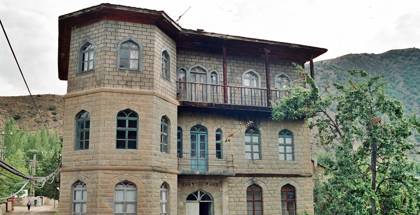 YORUMLU HABER/HASAN PİR Gümüşhane’nin kadim ailelerinden Ataç ailesi mensubu olan