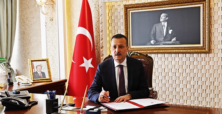 Vali Kamuran Taşbilek başkanlığında yapılan toplantıda Gümüşhane’de koronavirüs salgın hastalığına