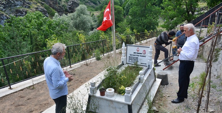 Gümüşhane İl Genel Meclisi Başkanı Mehmet Emin Erdoğdu ile Gümüşhane