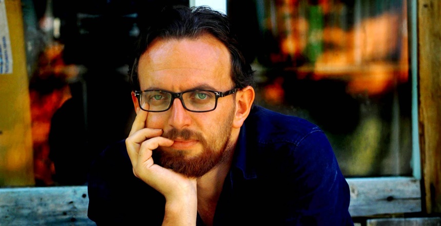 Gümüşhane Üniversitesi İletişim Fakültesi Doktor Öğretim Üyesi Emre Ş. Aslan