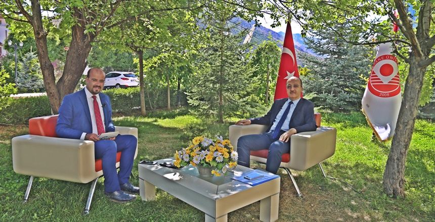 Rektör Prof. Dr. Halil İbrahim Zeybek, Çay Tv tarafından canlı