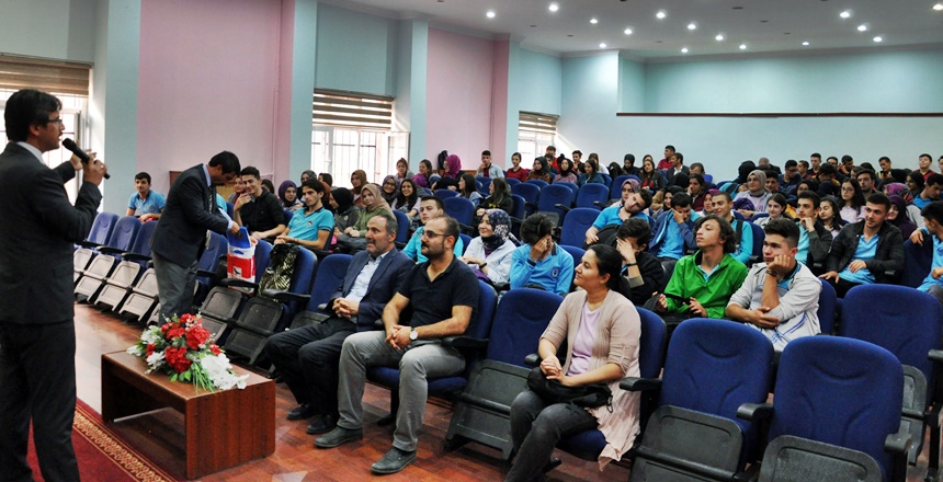 Gümüşhane İl Milli Eğitim Müdürlüğü tarafından öğretmen ve öğrencilere “15