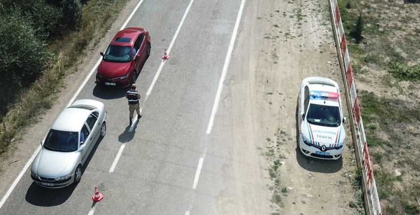 Gümüşhane İl Jandarma Komutanlığı Trafik ve Asayiş ekiplerince havadan yapılan