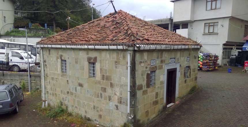 Büyük İslam Alimi, Gümüşhane’nin Mevlanası Ahmed Ziyaüddin Gümüşhanevî Hazretleri’nin Trabzon’un&nbsp;