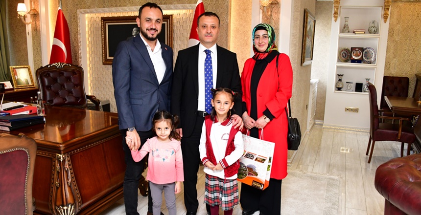 Gümüşhane Valisi Kamuran Taşbilek, başta plastik atıkların ve şişelerin toplanması