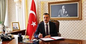 Gümüşhane Valisi Kamuran TAŞBİLEK’in Cumhuriyet Bayramı münasebetiyle yayımladıkları mesajları aşağıda