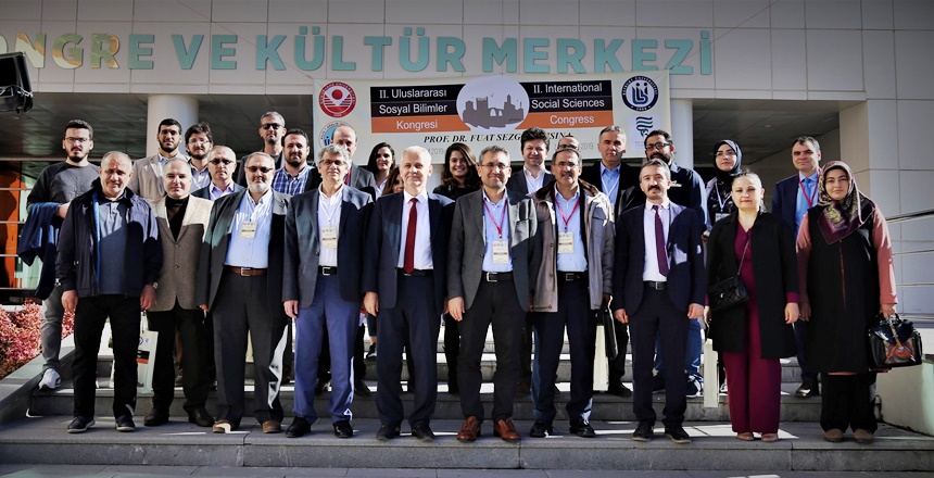 Gümüşhane Üniversitesi’nde yapılan II. Uluslararası Sosyal Bilimler Kongresi 9 Kasım’da