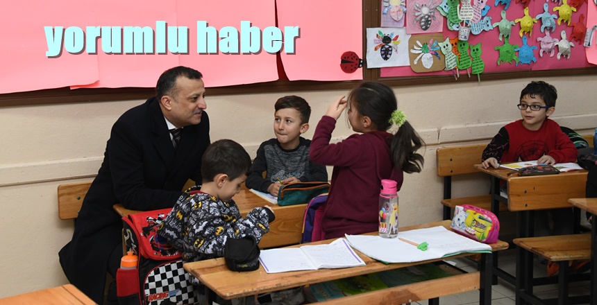 Gümüşhane Valisi Kamuran Taşbilek merkez ilçedeki okulları ziyaret ediyor. Vali