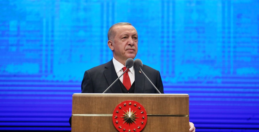 “Aziz milletim, Sevgili kardeşlerim, Sizleri en kalbi duygularımla, sevgiyle, saygıyla