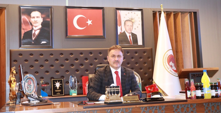 Gümüşhane Belediye Başkanı Ercan Çimen, 19.11.2020 perşembe günü makam odasında