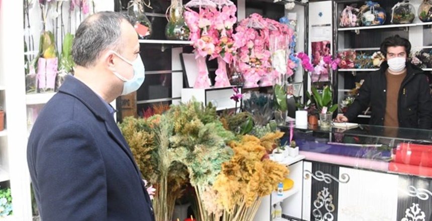 Gümüşhane Valisi Kamuran Taşbilek, koronavirüs salgınıyla mücadele kapsamında hafta sonu