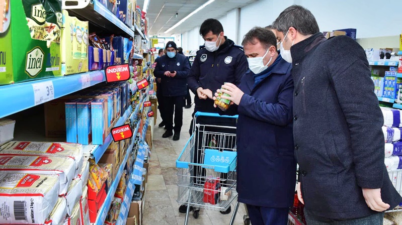 Gümüşhane Belediyesi Zabıta Müdürlüğü ekipleri Koronavirüs ile mücadele kapsamında denetim