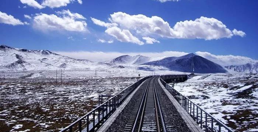 S. Vedat Karaarslan&nbsp; Arkeolog- Elektronik Mühendisi (MSc.)&nbsp;&nbsp; Çin’in Tibet bölgesinde
