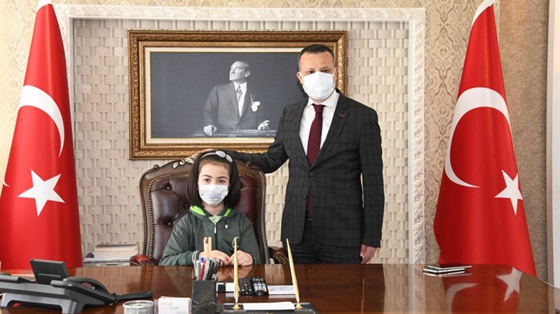 GÜMÜŞHANE VALİLİĞİ’NİN HABERİ 23 Nisan Ulusal Egemenlik ve Çocuk Bayramı