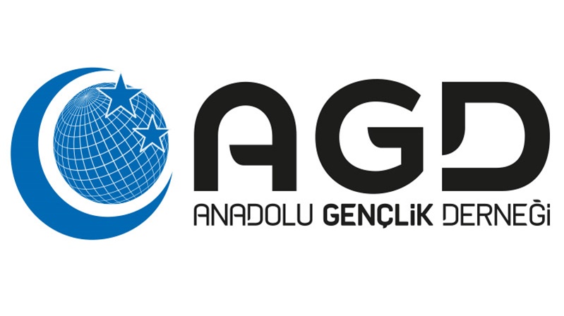 Anadolu Gençlik Derneği (AGD), her yıl yüzbinlerce ortaokul ve lise