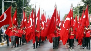 GÜMÜŞHANE VALİSİ KAMURAN TAŞBİLEK “19 Mayıs tarihi, hürriyetinden vazgeçmeyen, esareti