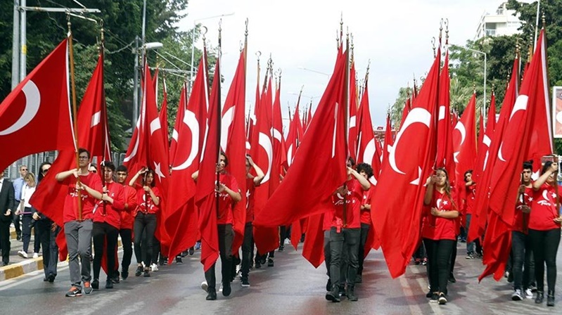 GÜMÜŞHANE VALİSİ KAMURAN TAŞBİLEK “19 Mayıs tarihi, hürriyetinden vazgeçmeyen, esareti