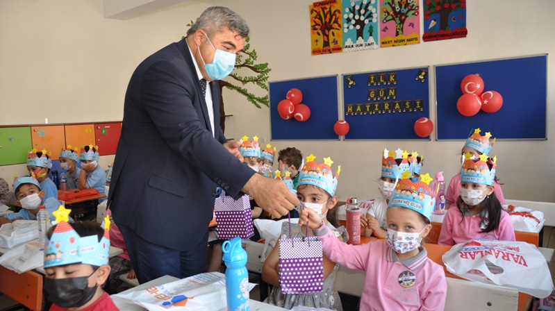 Gümüşhane il genelinde bugün, 53 İlkokulunda ve 9 Anaokulunda Bin