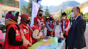 Rektör Prof. Dr. Halil İbrahim Zeybek beraberinde Genel Sekreter Doç.
